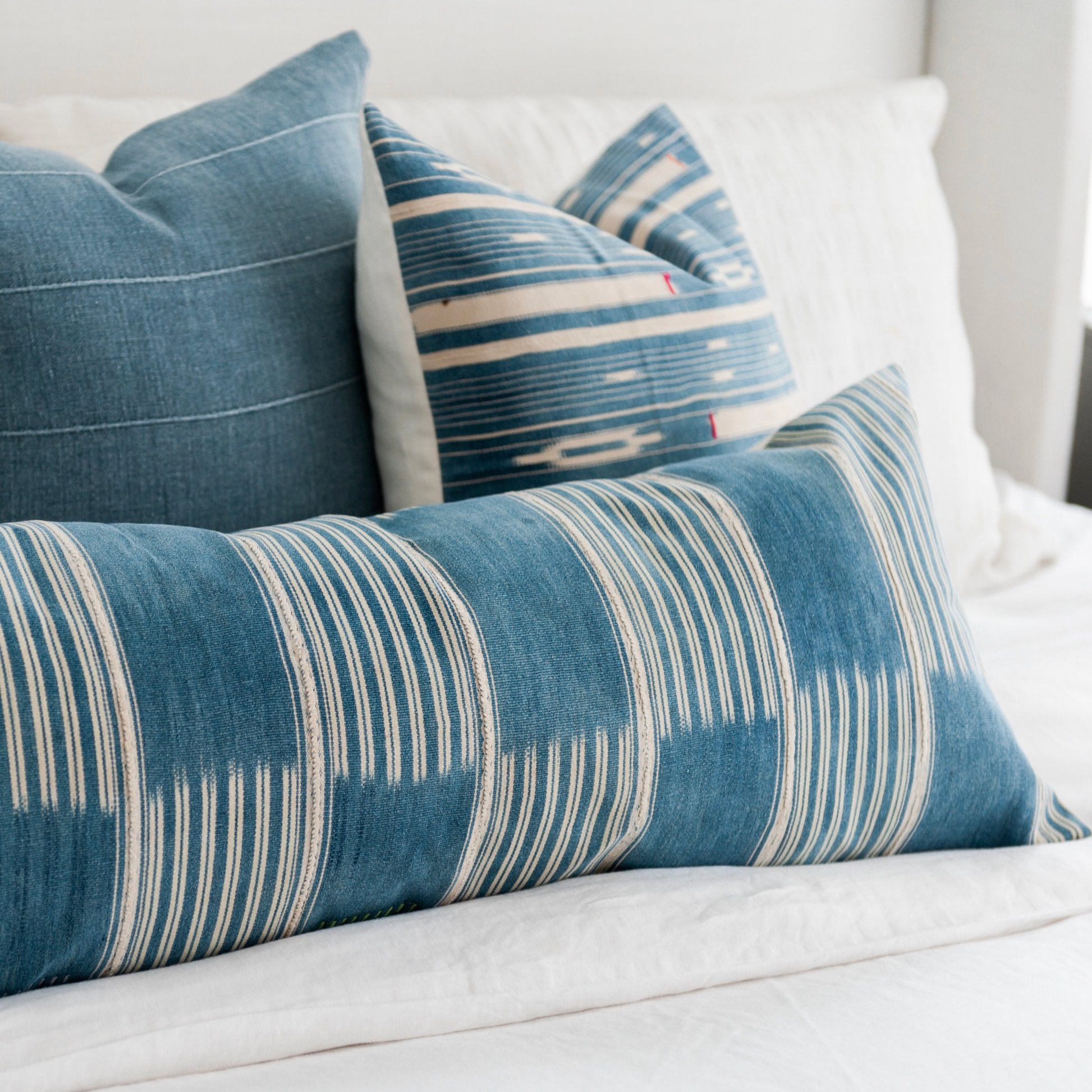 Blue lumbar pillow sales covers